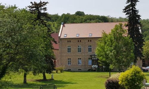 Bauernhaus Rückseite.jpg